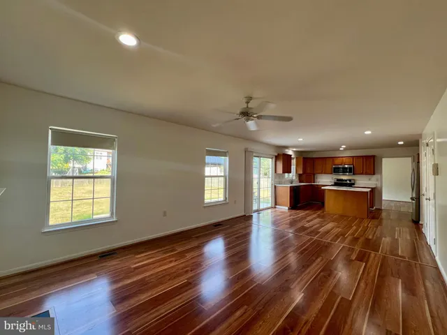 $2,600 | 210 Posting Way, Charles Town, WV 25414