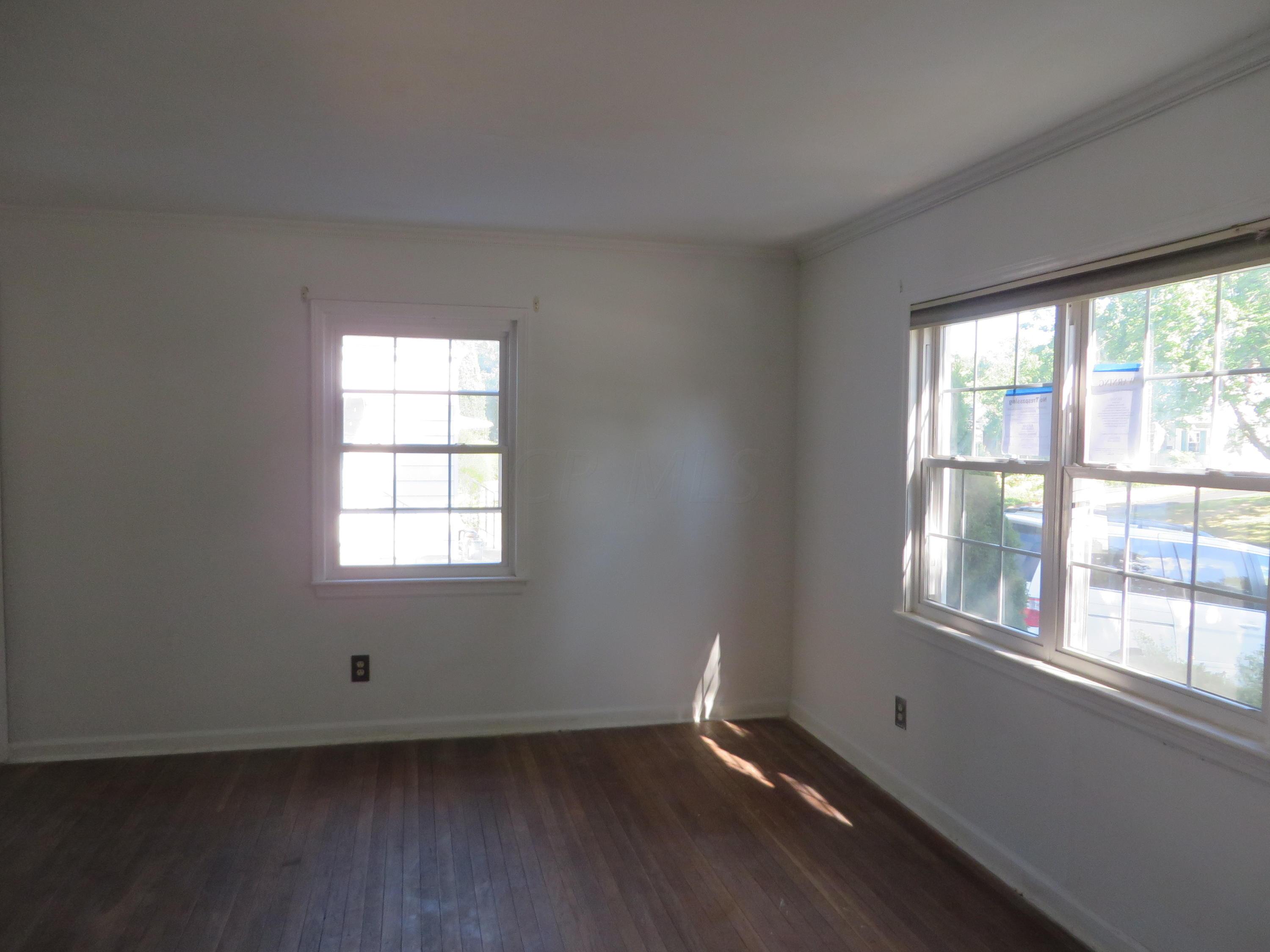 520 Chatham Road Columbus, OH 43214 - Photo 6 of 17