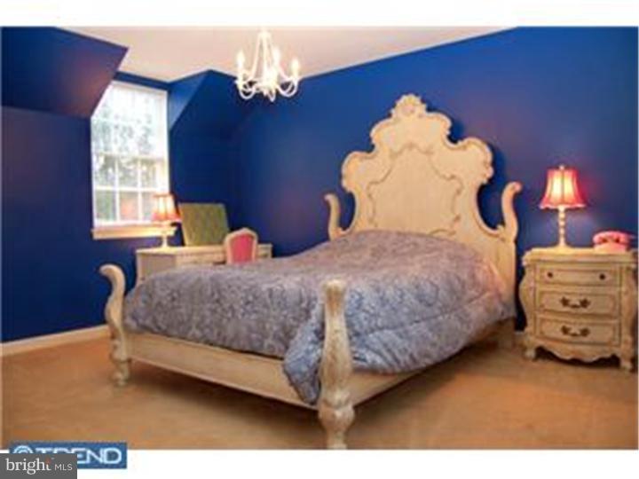 239 Ravenscliff Road Wayne, PA 19087 - Photo 11 of 12 Bedroom 2