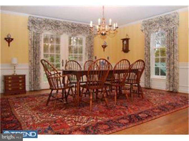 239 Ravenscliff Road Wayne, PA 19087 - Photo 4 of 12 Dining Room