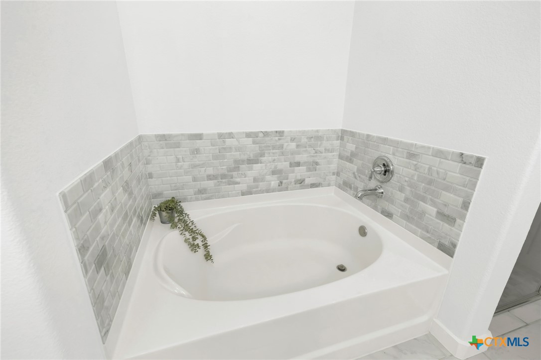 209 Lady Bug Road San Marcos, TX 78666 - Photo 19 of 47 Gallery Image 19