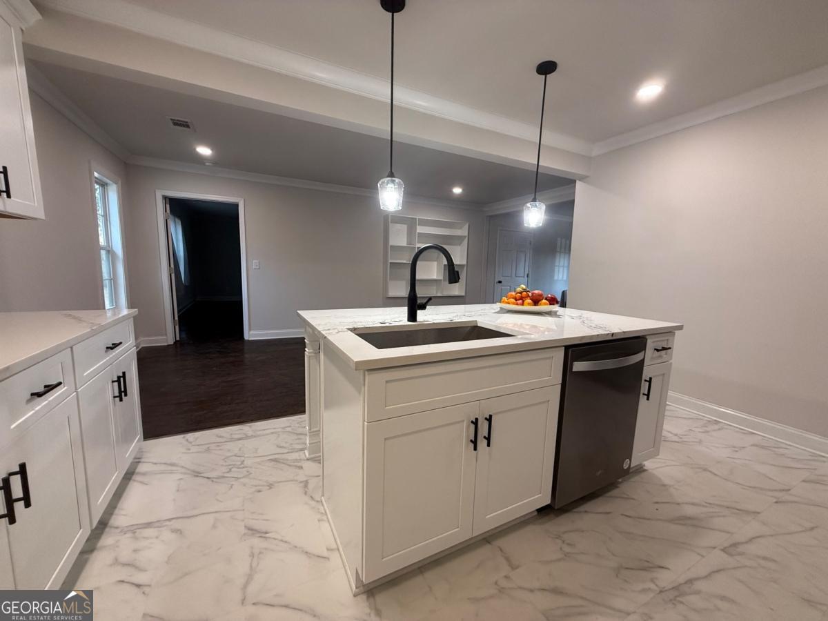 213 Fair Street Baxley, GA 31513 - Photo 11 of 29