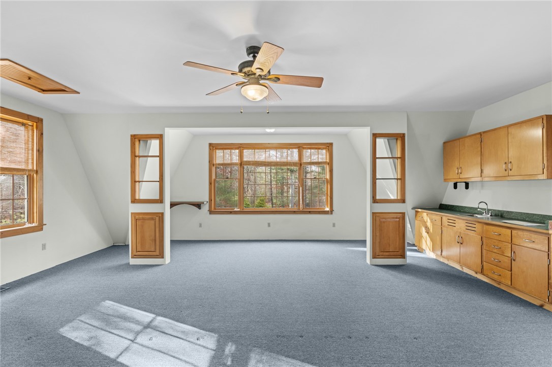 60 Meadowbrook Road Richmond, RI 02898 - Photo 31 of 44 Guest House-2nd Floor with kitchenette