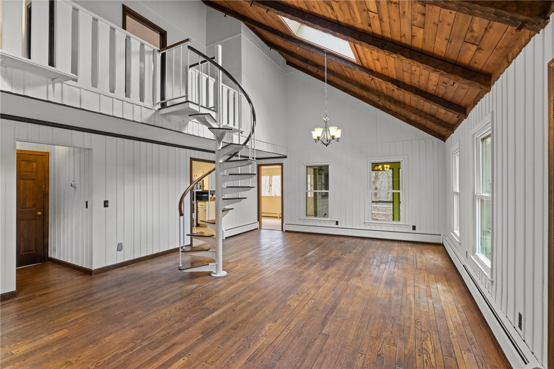 60 Meadowbrook Road Richmond, RI 02898 - Photo 6 of 44 Dining area