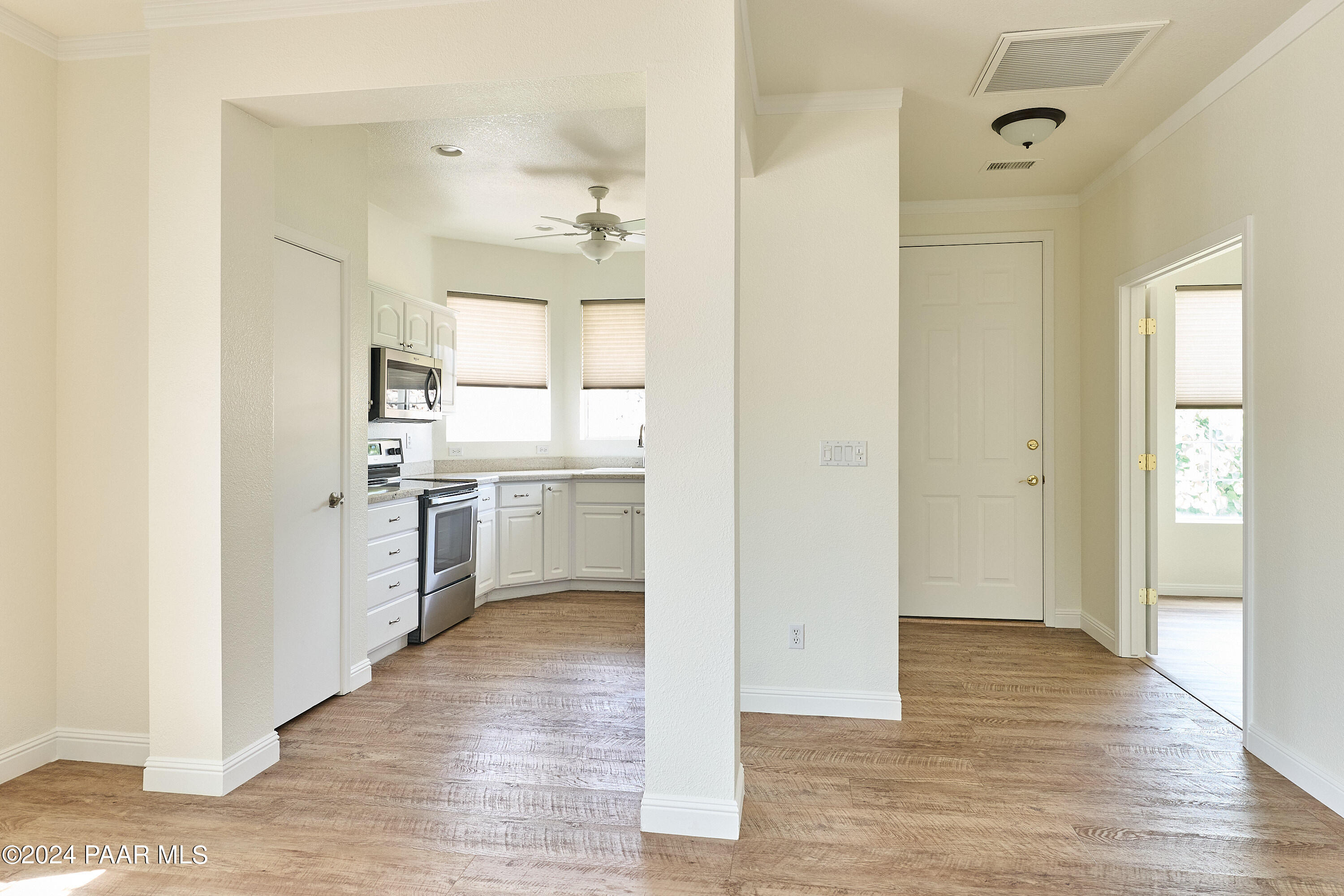 1900 Vine Road Prescott Valley, AZ 86314 - Photo 4 of 12 Vine-4