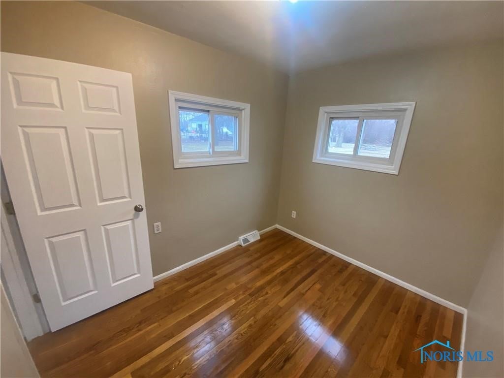 4328 Bay Shore Road Oregon, OH 43616 - Photo 11 of 22 Gallery Image 11