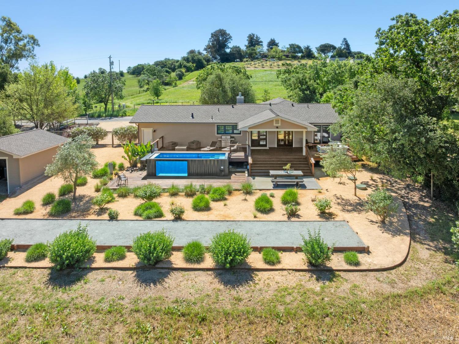 21730 Burndale Road Sonoma, CA 95476 - Photo 2 of 37