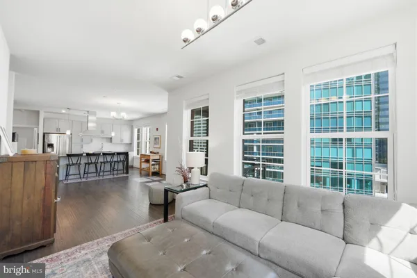 $1,149,000 | 1411 Key Boulevard, Unit 409, Arlington, VA 22209