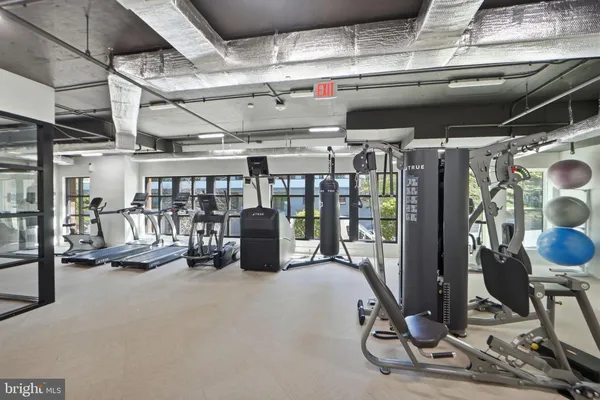 $1,149,000 | 1411 Key Boulevard, Unit 409, Arlington, VA 22209
