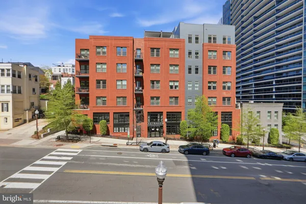 $1,149,000 | 1411 Key Boulevard, Unit 409, Arlington, VA 22209