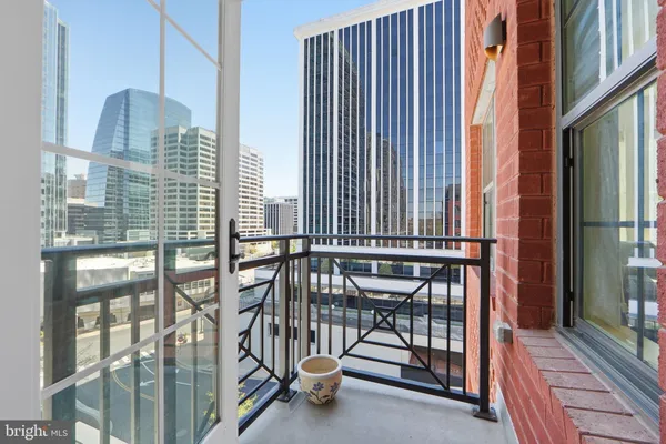 $1,149,000 | 1411 Key Boulevard, Unit 409, Arlington, VA 22209
