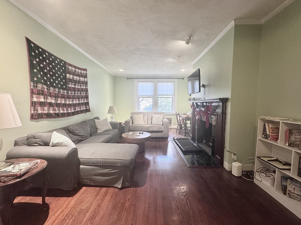 313 Tappan Street, Unit 2 Brookline, MA 02445 - Photo 3 of 22