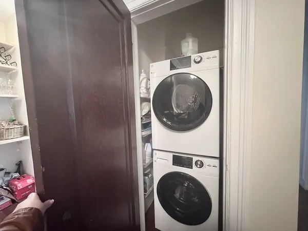 $4,600 | 313 Tappan Street, Unit 2, Brookline, MA 02445