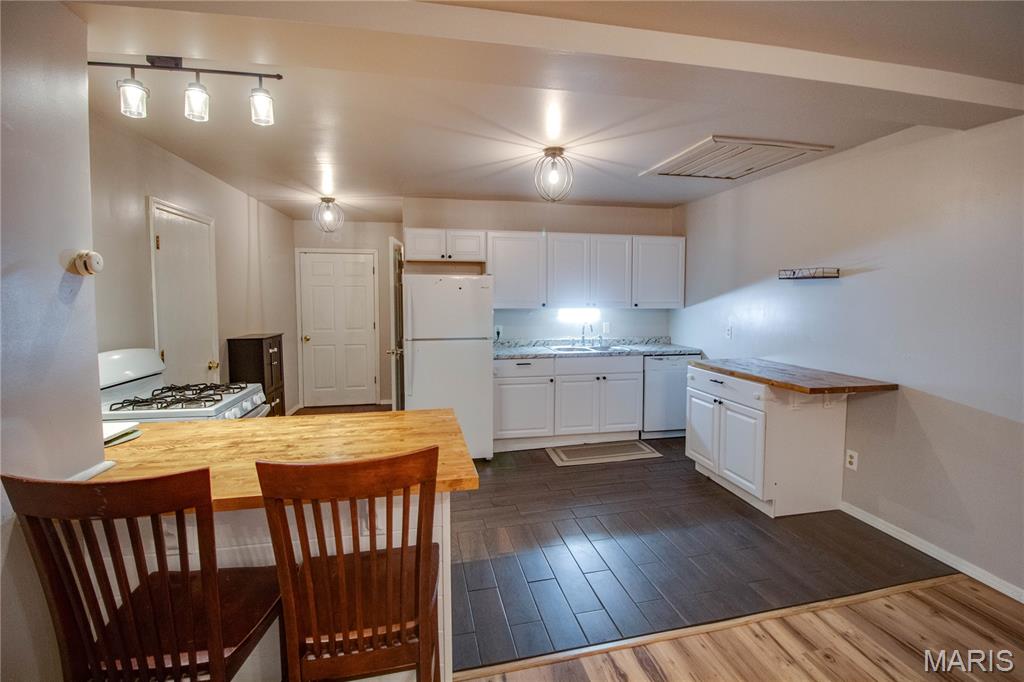 91 Stanley Road Cottage Hills, IL 62018 - Photo 12 of 59 Gallery Image 12