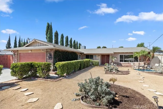 a view of a terrace with sitting area