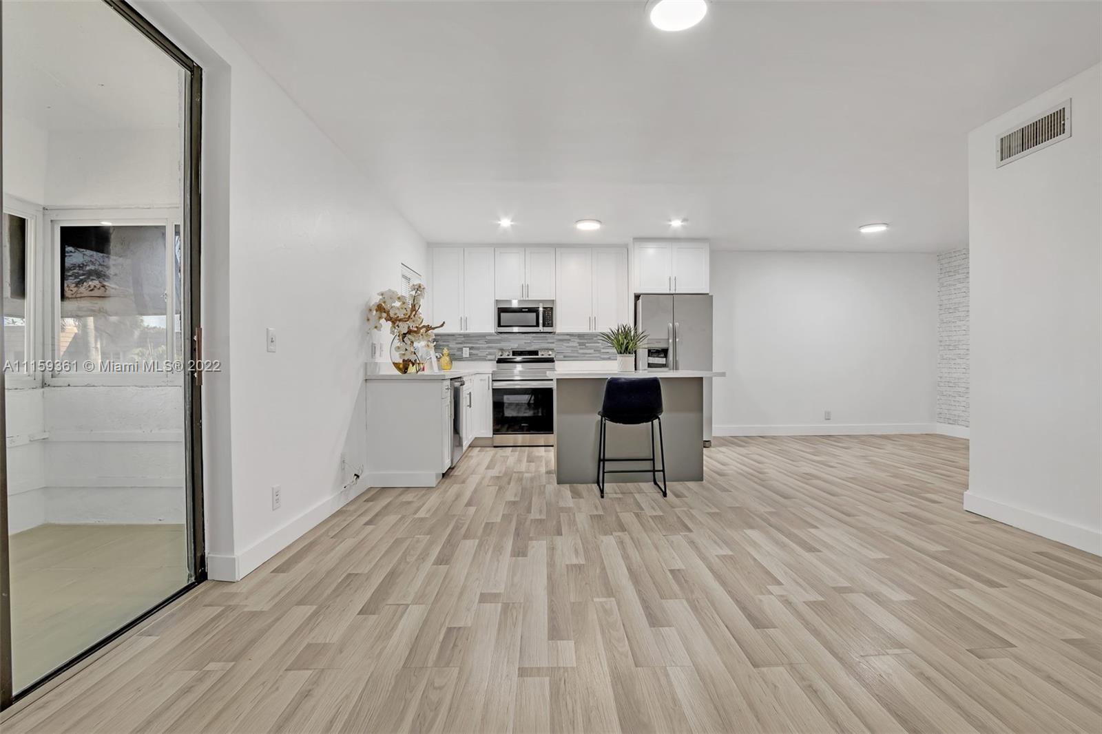 8408 West Sample Road, Unit 218 Coral Springs, FL 33065 - Photo 10 of 25 Gallery Image 10