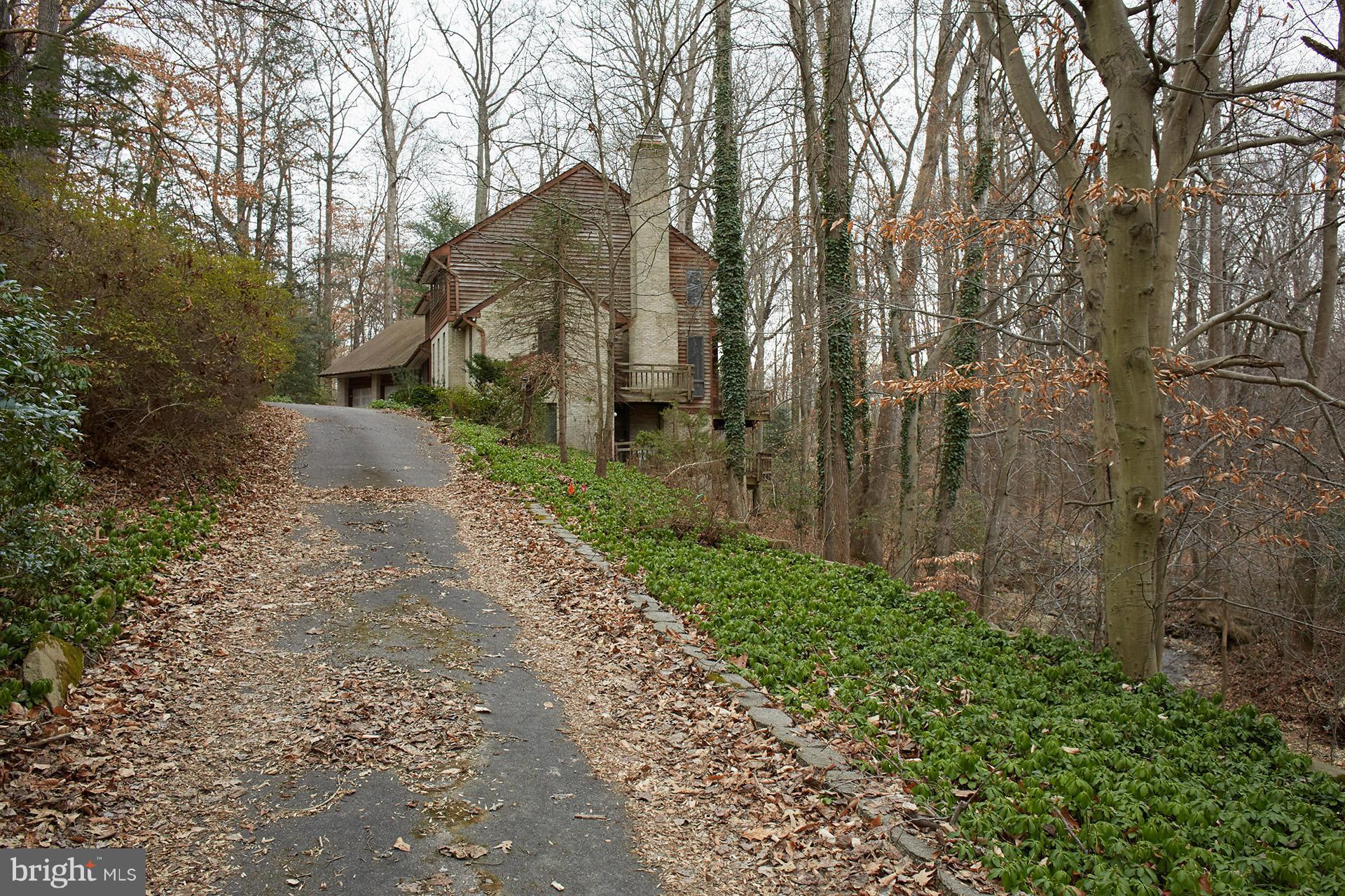 9323 Kendale Road Potomac, MD 20854 - Photo 3 of 12 Exterior (Front)