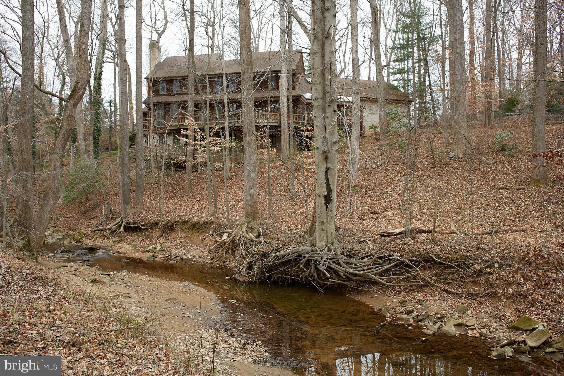 9323 Kendale Road Potomac, MD 20854 - Photo 5 of 12 Exterior (Rear)