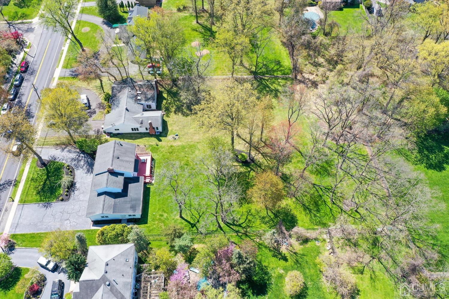 481 Plainfield Road Edison, NJ 08820 - Photo 4 of 42