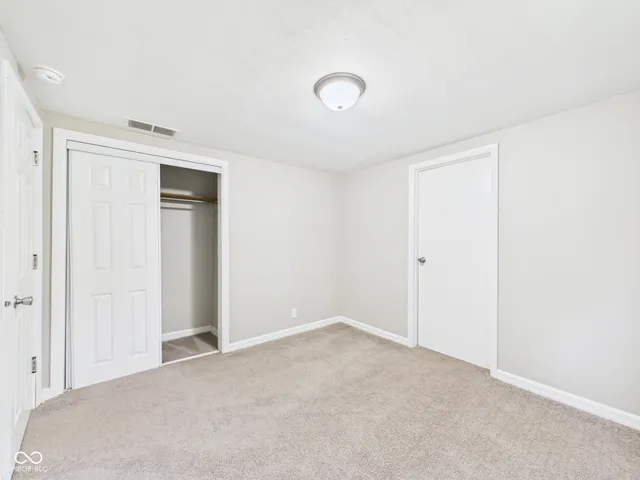 $159,900 | 66 Circle Drive, Chesterfield, IN 46017