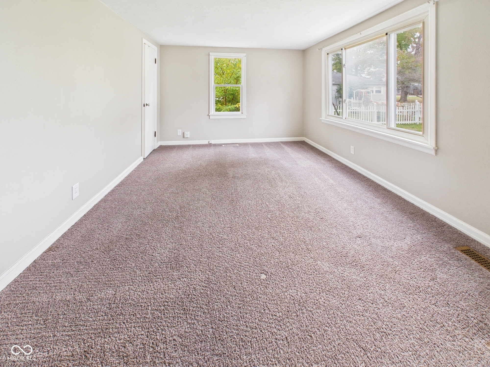 66 Circle Drive Chesterfield, IN 46017 - Photo 3 of 18