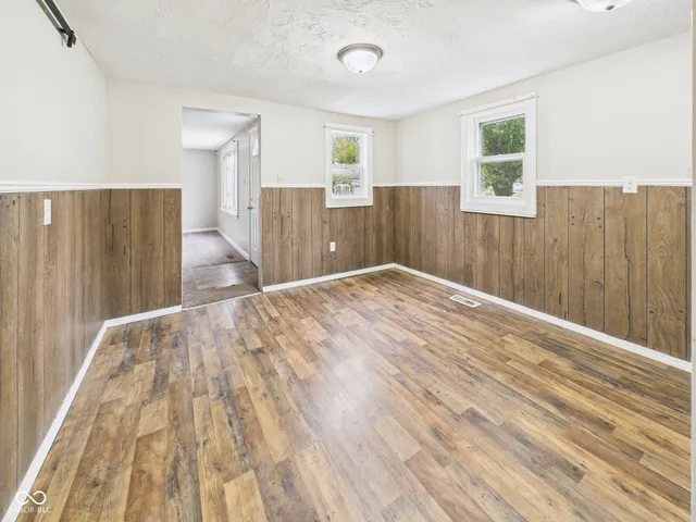 $159,900 | 66 Circle Drive, Chesterfield, IN 46017