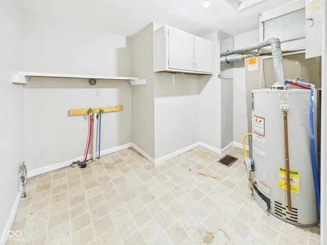 $159,900 | 66 Circle Drive, Chesterfield, IN 46017