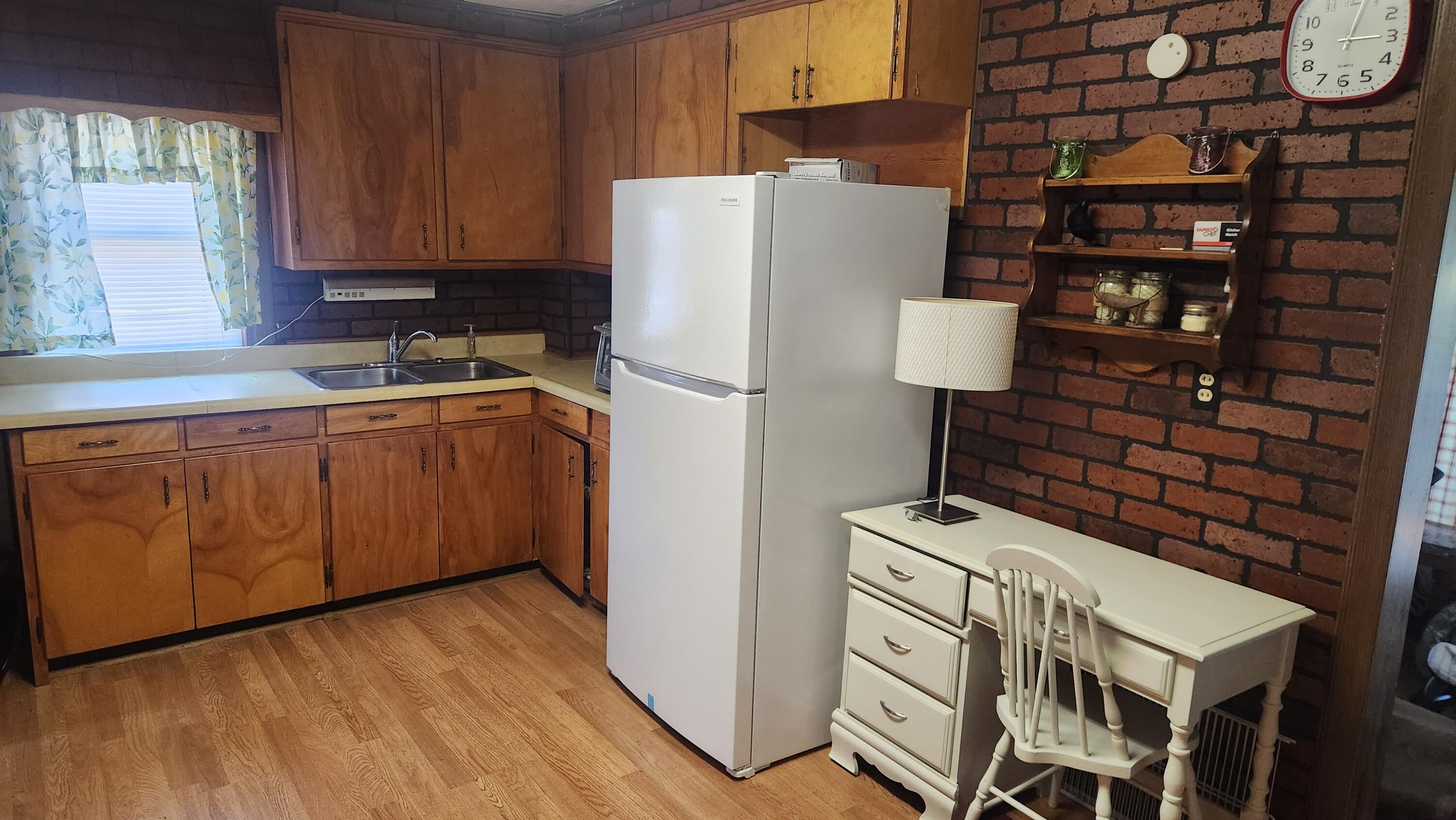 43 State Street Millinocket, ME 04462 - Photo 8 of 27 1000015829