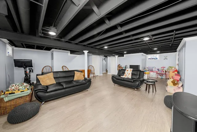 $375,000 | 10429 South Keeler Avenue, Oak Lawn, IL 60453