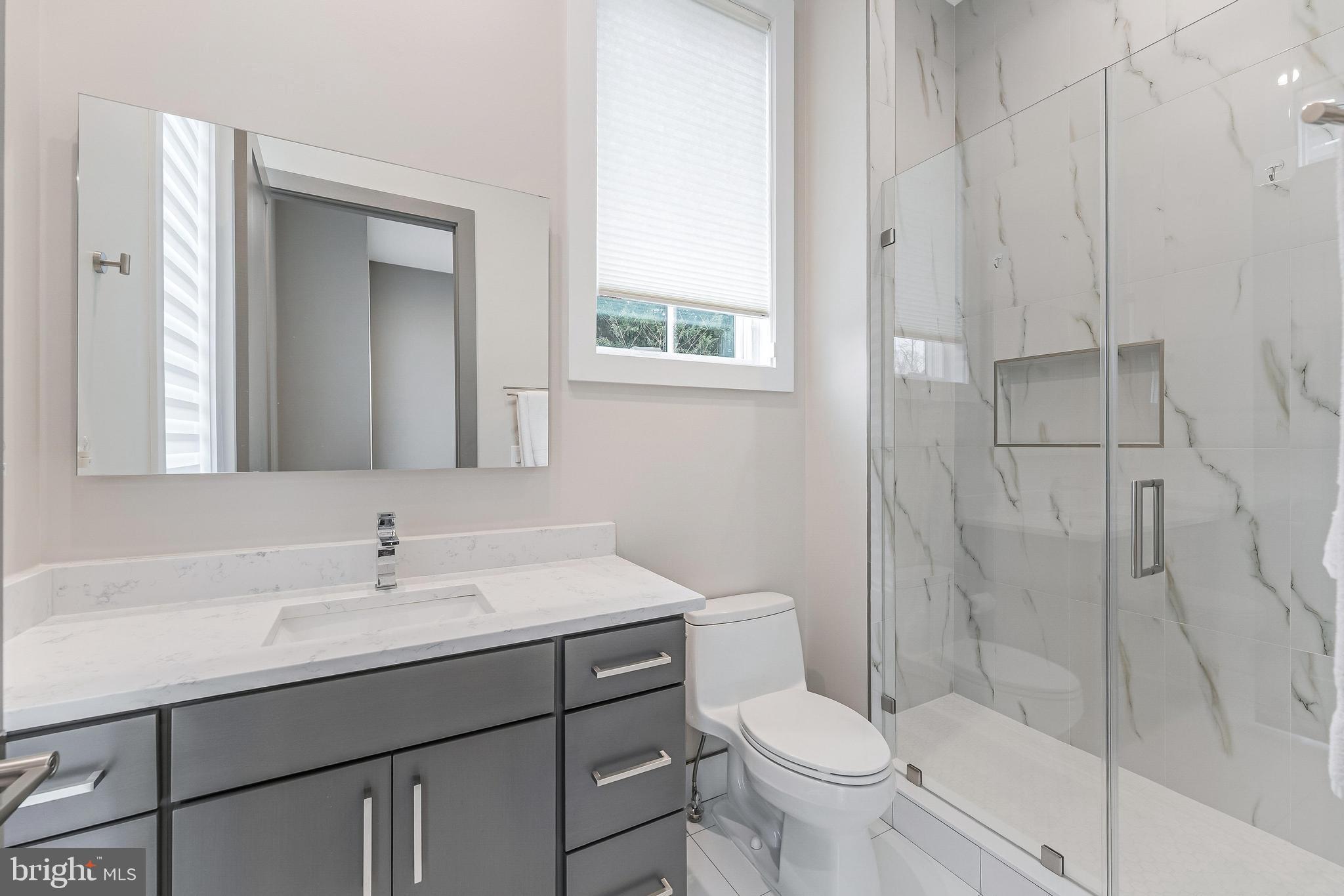 908 Walker Road Great Falls, VA 22066 - Photo 25 of 50