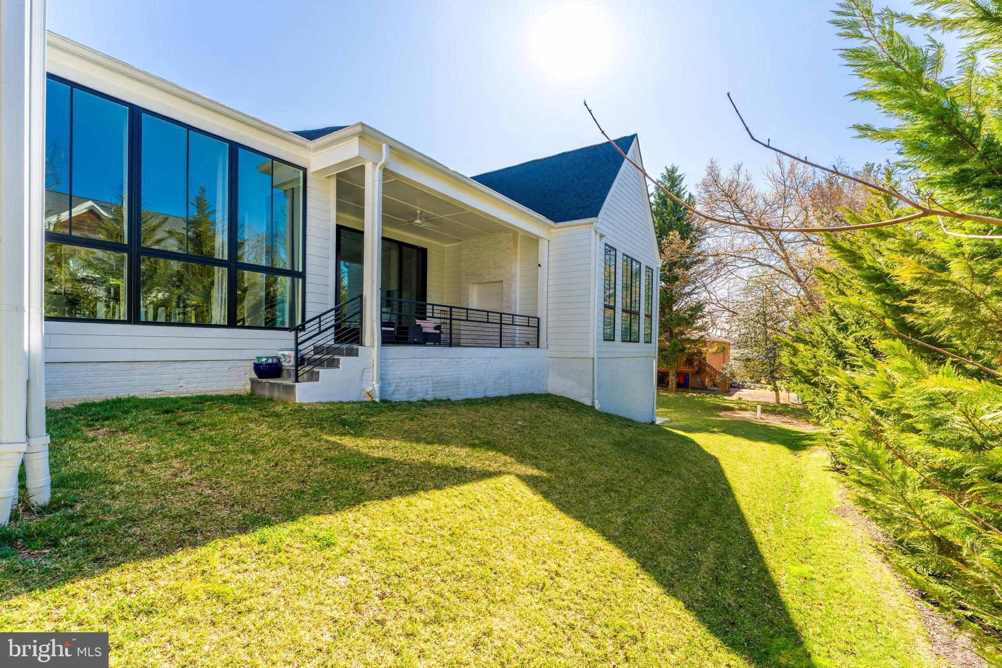 908 Walker Road Great Falls, VA 22066 - Photo 44 of 50