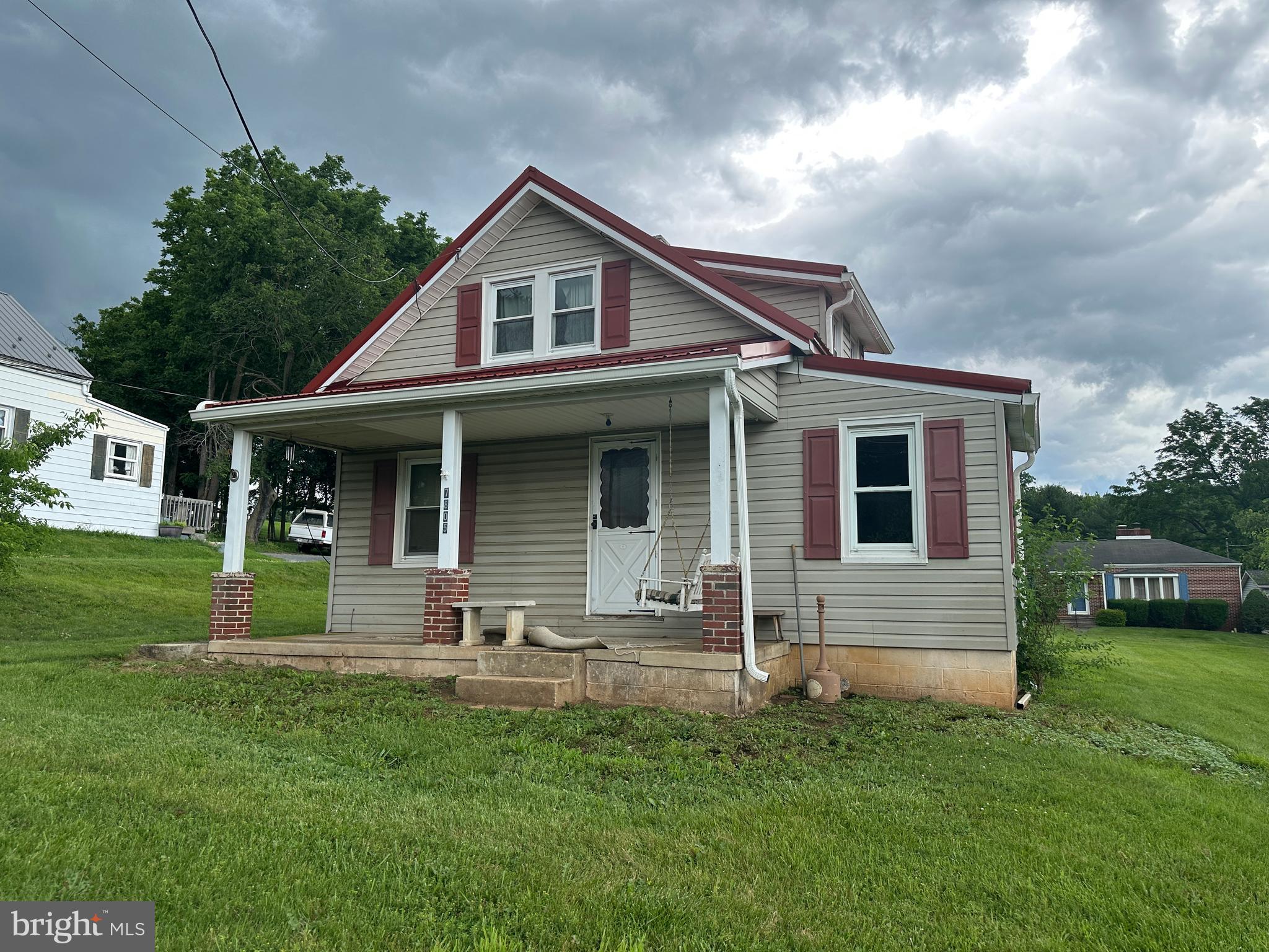 7805 Mentzer Gap Road Waynesboro, PA 17268 - Photo 2 of 44 Gallery Image 2
