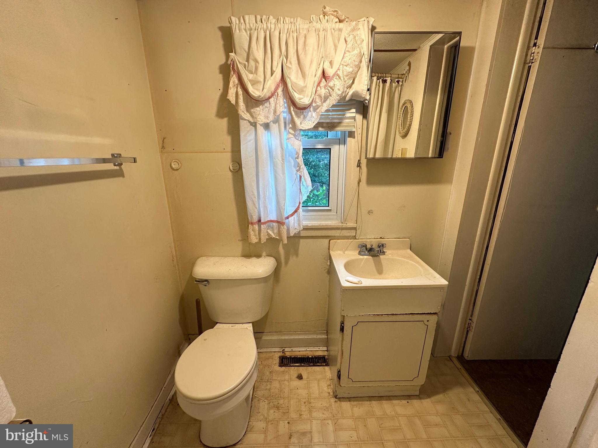 7805 Mentzer Gap Road Waynesboro, PA 17268 - Photo 22 of 44 Gallery Image 22