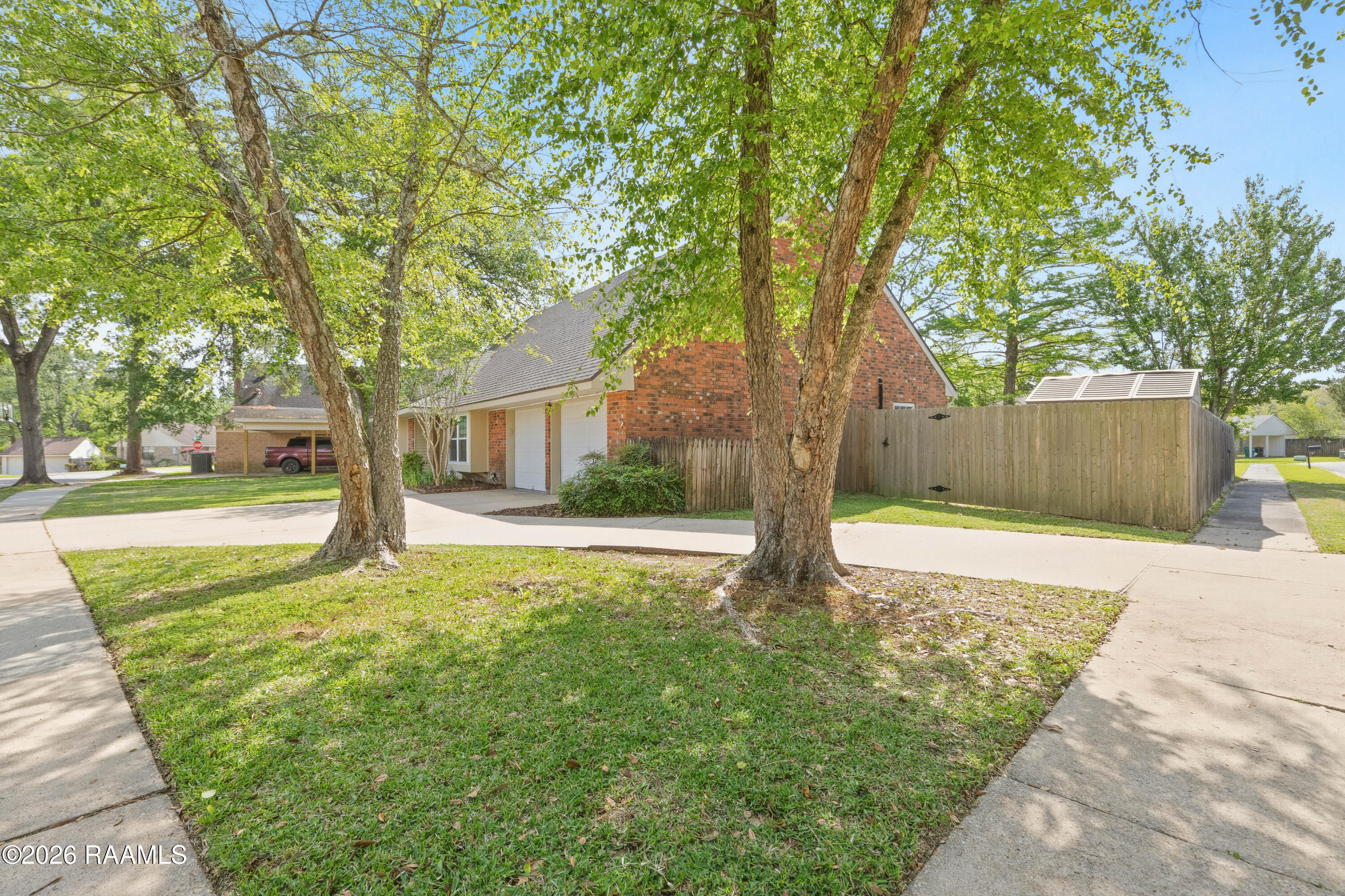 101 Duncan Circle Lafayette, LA 70503 - Photo 5 of 45 101DuncanDr-6
