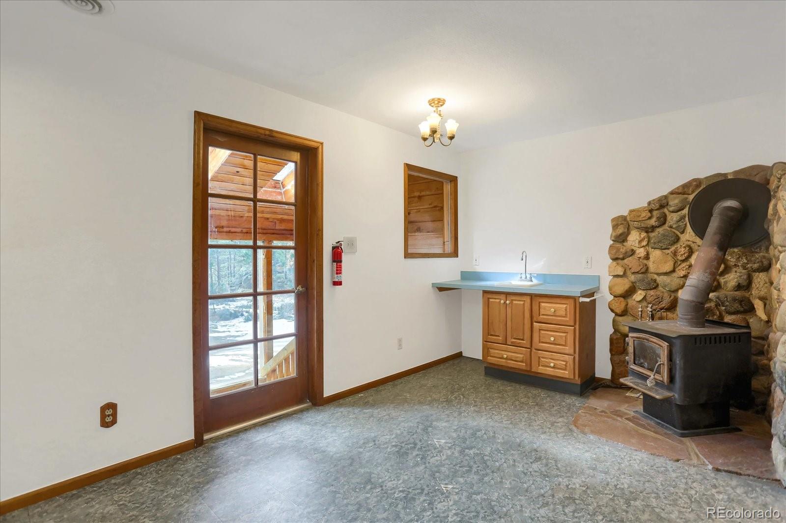 12345 Bear Haven Road Conifer, CO 80433 - Photo 3 of 46