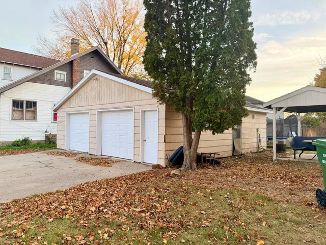 $315,000 | 1224 4th Avenue, Worthington, MN 56187