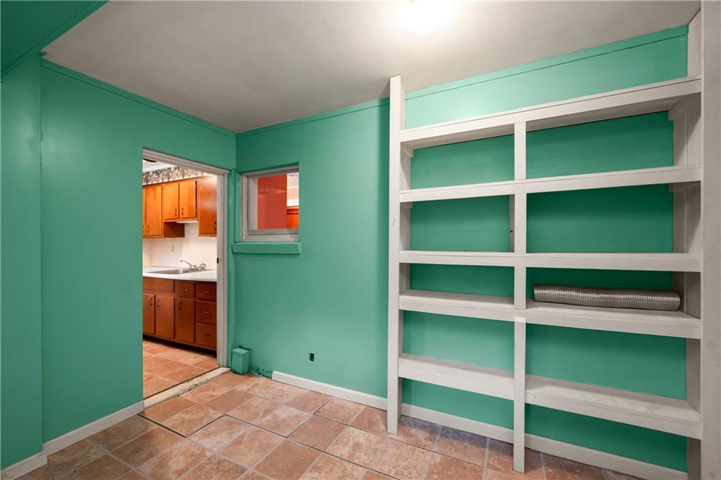 697 Anderson Road Stoneboro, PA 16153 - Photo 29 of 39 Laundry Room