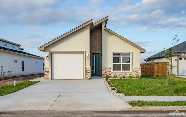 $1,850 | 2819 Garman Street, Edinburg, TX 78542