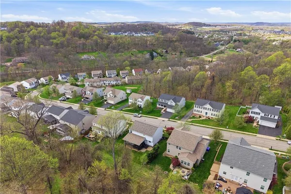 $525,000 | 155 Broadstone Drive, Mars, PA 16046