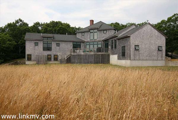 42 West Farm Road West Tisbury, MA 02568 - Photo 8 of 50 http://d1qzqeyxiitrap.cloudfront.net/photos/23074/600/73c9124e.jpg