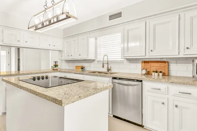 $3,500 | 5421 Blue Haven Drive, Willis, TX 77318