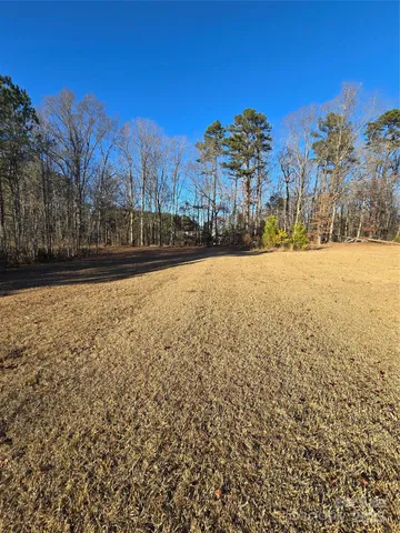 a view of an outdoor space and a yard