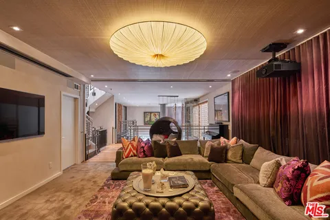 $7,695,000 | 33 26th Avenue, Venice, CA 90291