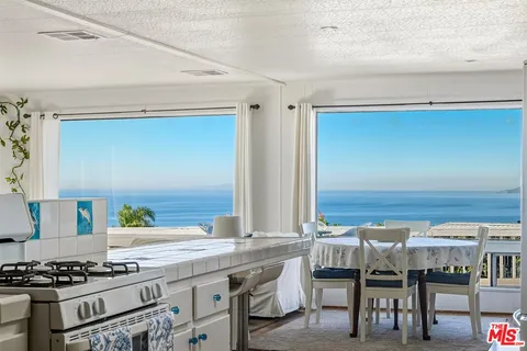 $1,795,000 | 29500 Heathercliff Road, Unit 252, Malibu, CA 90265
