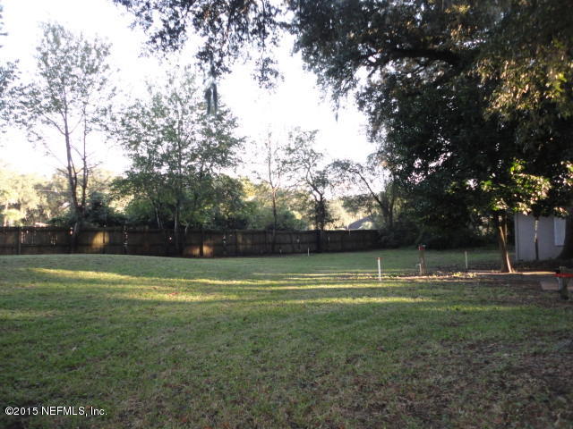 3.BACKYARD