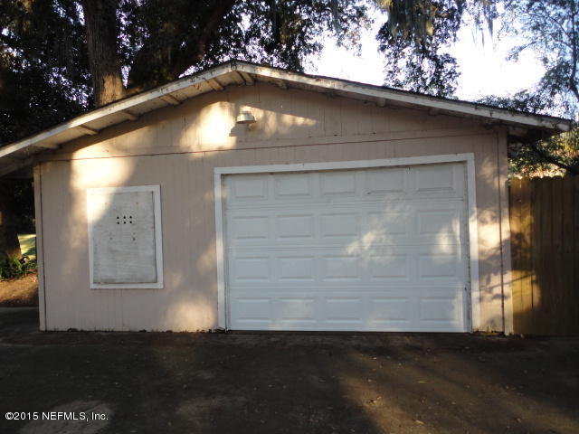 4.GARAGE