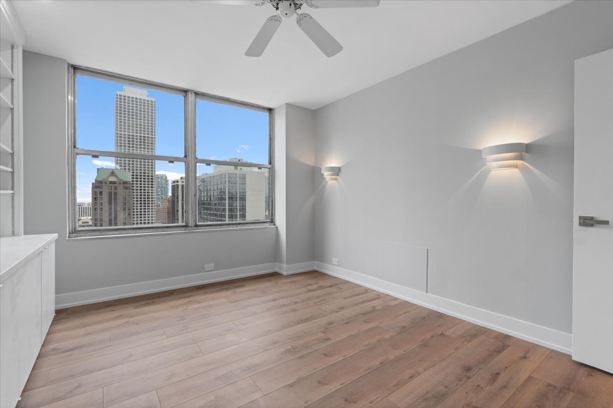 1000 North Lake Shore Plaza, Unit 2302 Chicago, IL 60611 - Photo 12 of 23