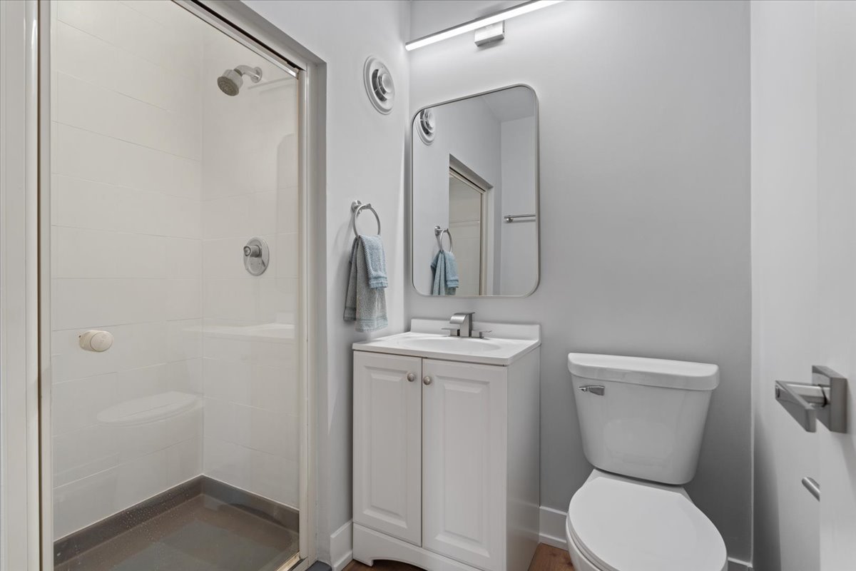 1000 North Lake Shore Plaza, Unit 2302 Chicago, IL 60611 - Photo 9 of 23