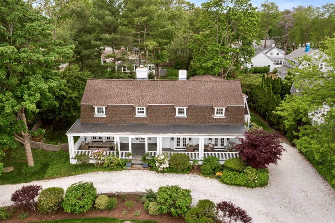 81 Mathewson Road Barrington, RI 02806 - Photo 2 of 49