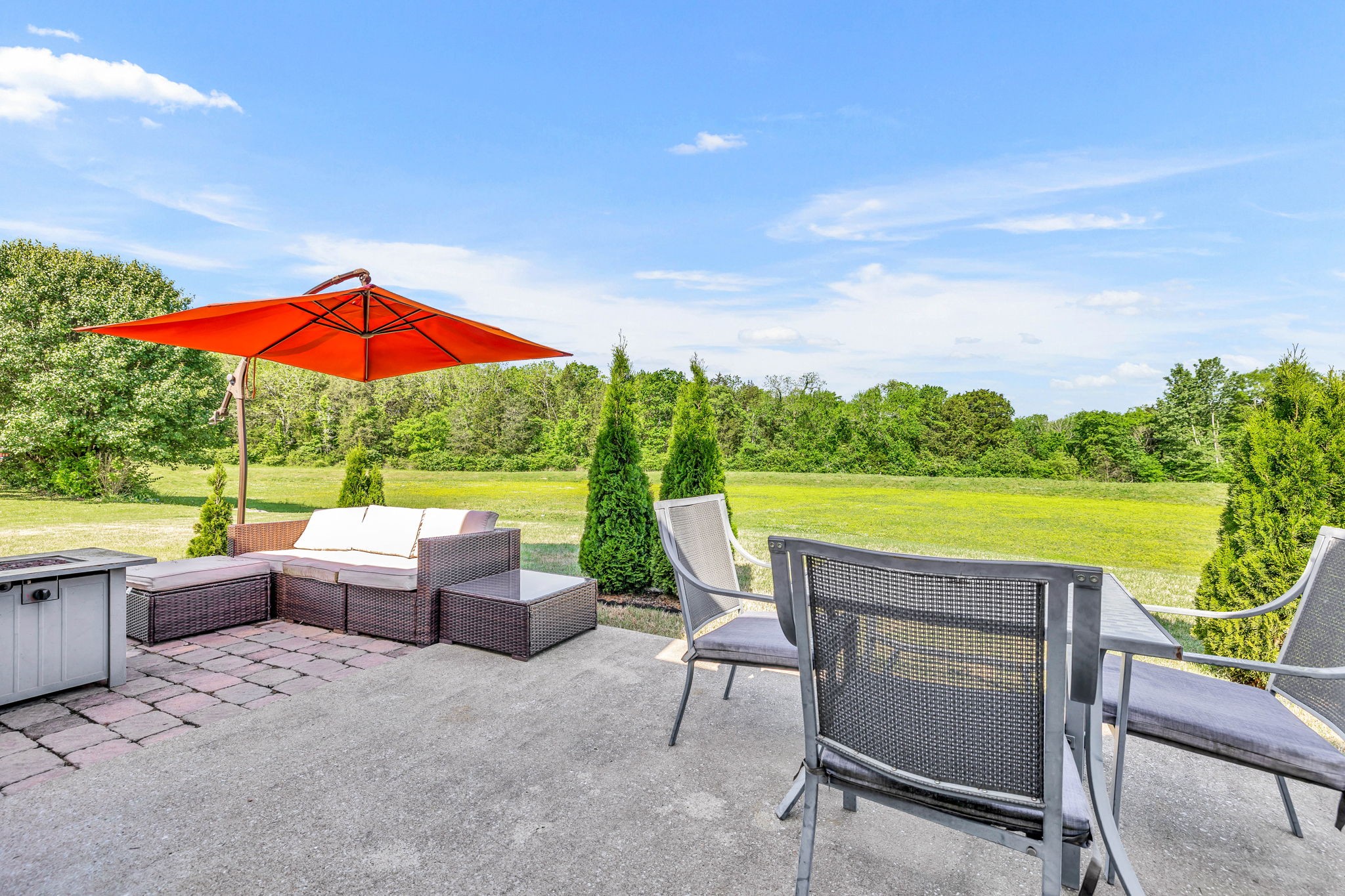 1010 Timber Valley Way Spring Hill, TN 37174 - Photo 1 of 27 Gallery Image 1